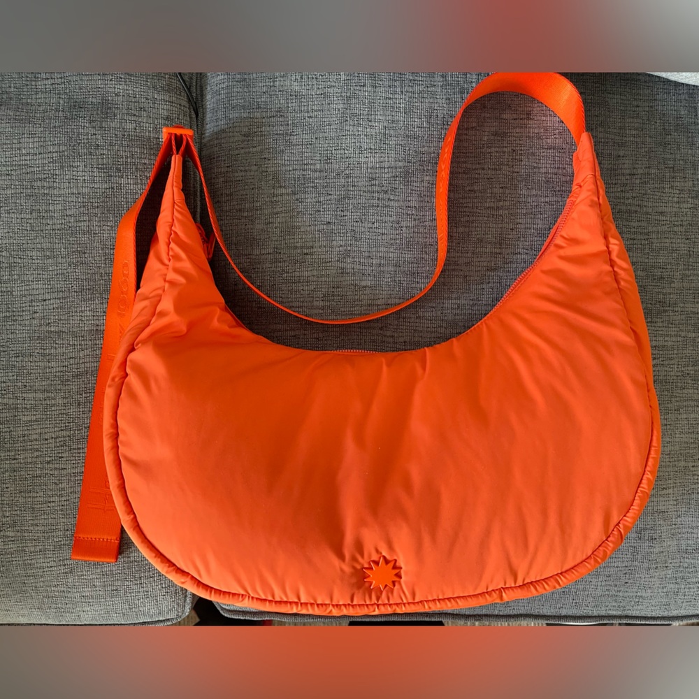 NWOT— House of Harlow Hobo/Crossbody Bag ~ Orange